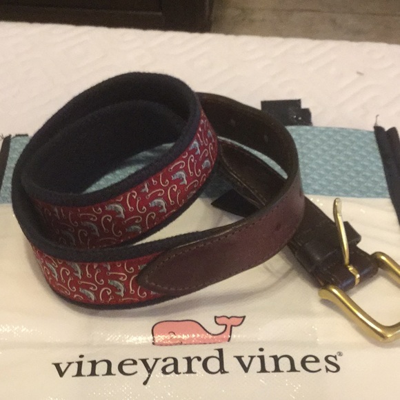 Vineyard Vines Other - Vineyard Vines fish 🐟 & hook belt, EUC